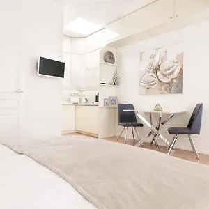 Cozy&quiet With A/c In Centre Apartamento Praga